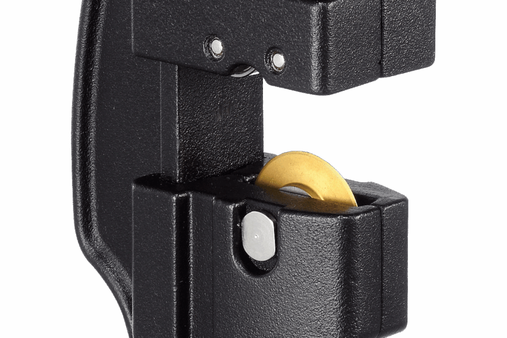 Automatic Spring Loaded Cutting