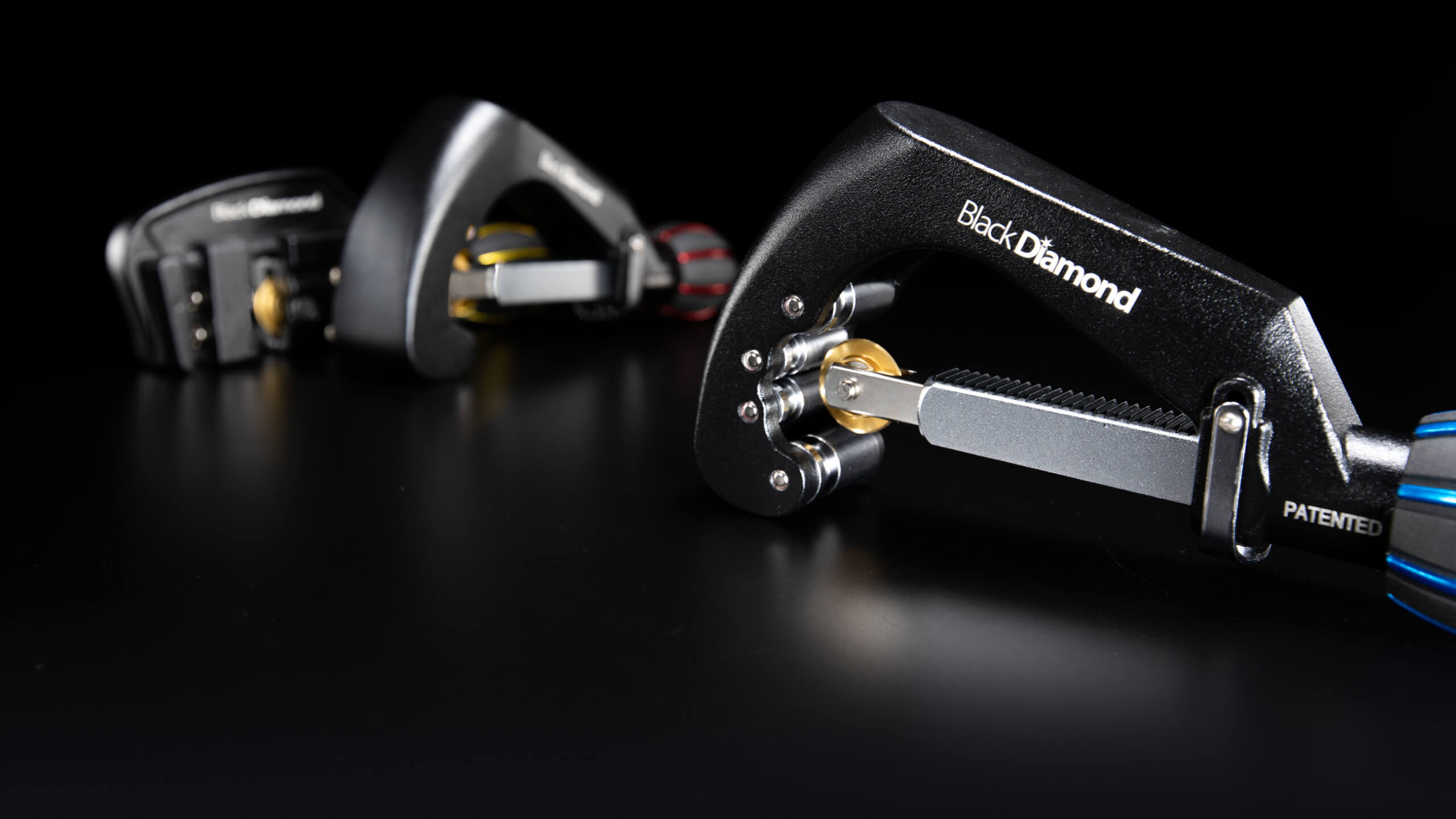 Black Diamond professional large tube cutter designed for precision HVAC pipe cutting, engineered for durability and reliability.