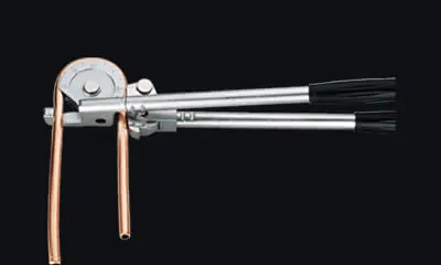 Step 3 Bend the tube to 180°